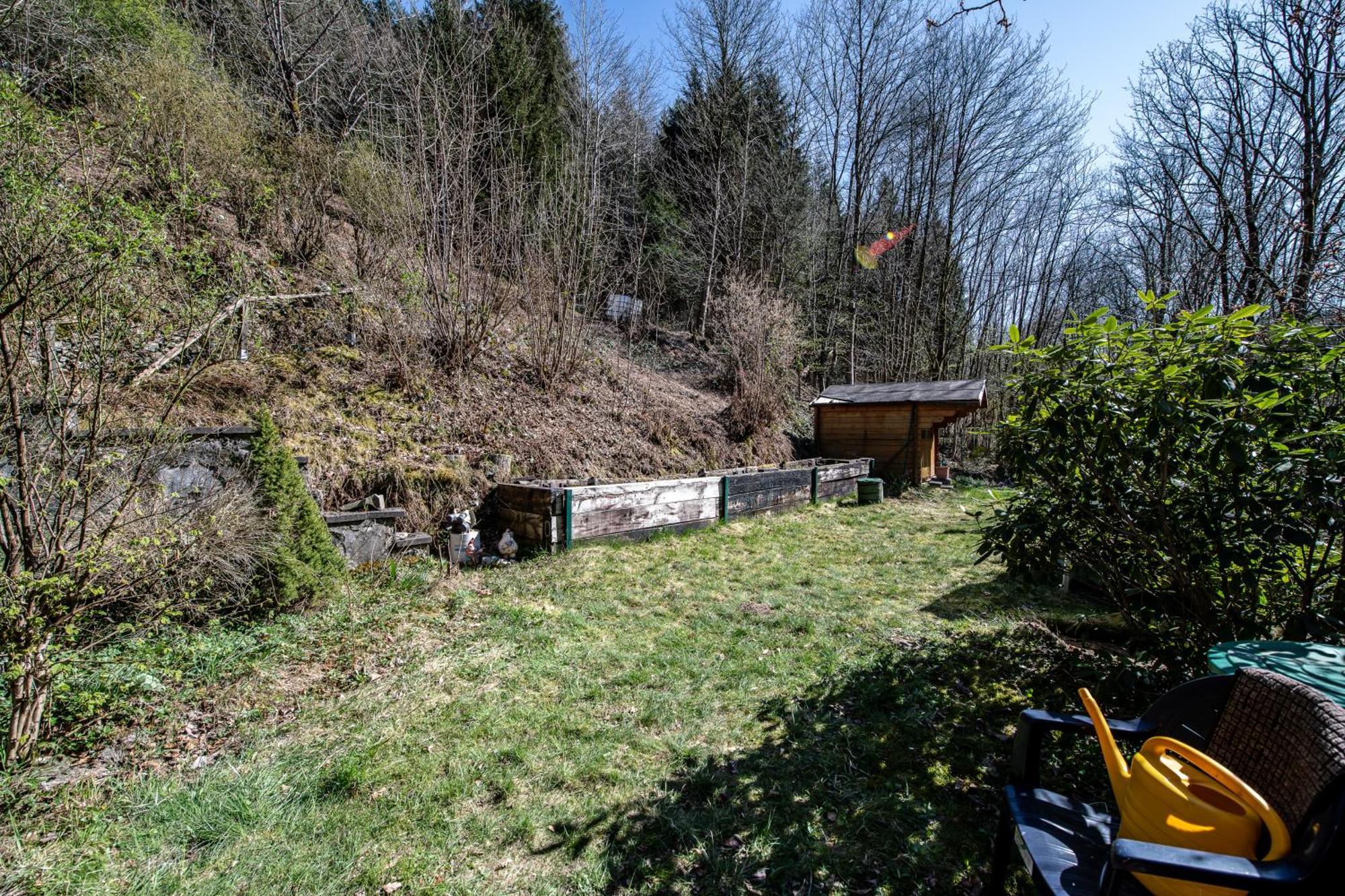 Schoene Ferienwohnung In Ruhiger Lage Altena Exterior foto